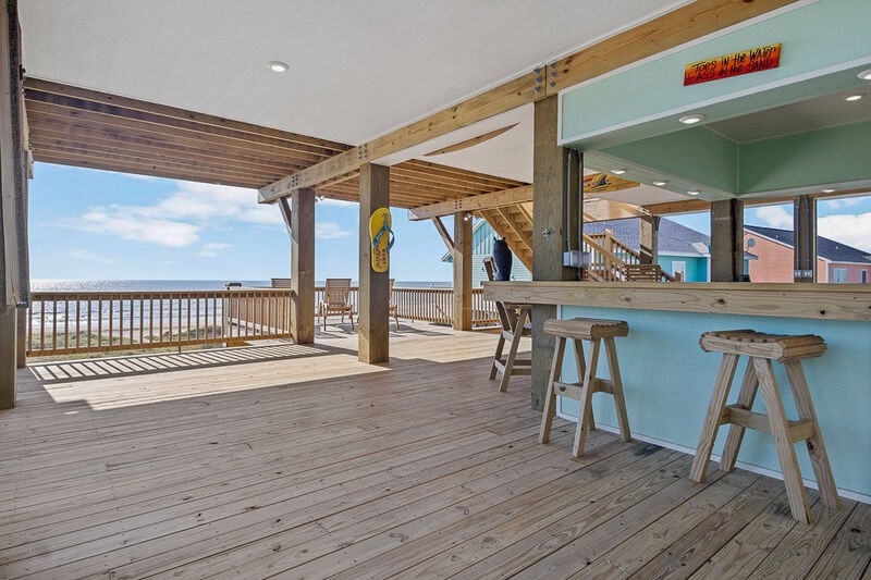 Waves & Whiskey! Beachfront! Mezzanine Deck