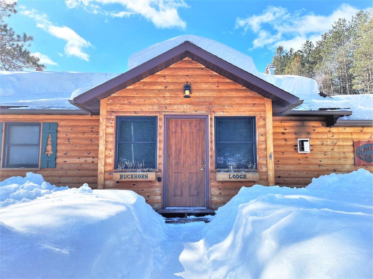 Buckhorn Lodge Retreat