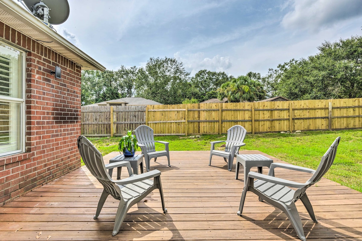 Spacious Home w/ Sunroom, 15 Mi to Pensacola!