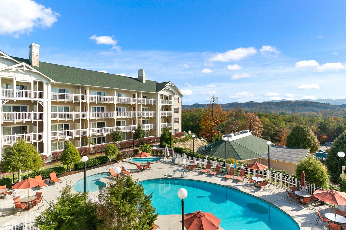 Smoky Mountain. Getaway! 2 Serene 2BR Units