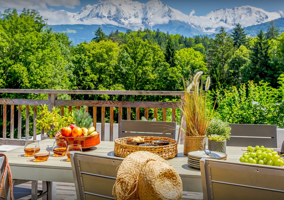 可容纳14人，可欣赏勃朗峰（ Mont Blanc ）美景