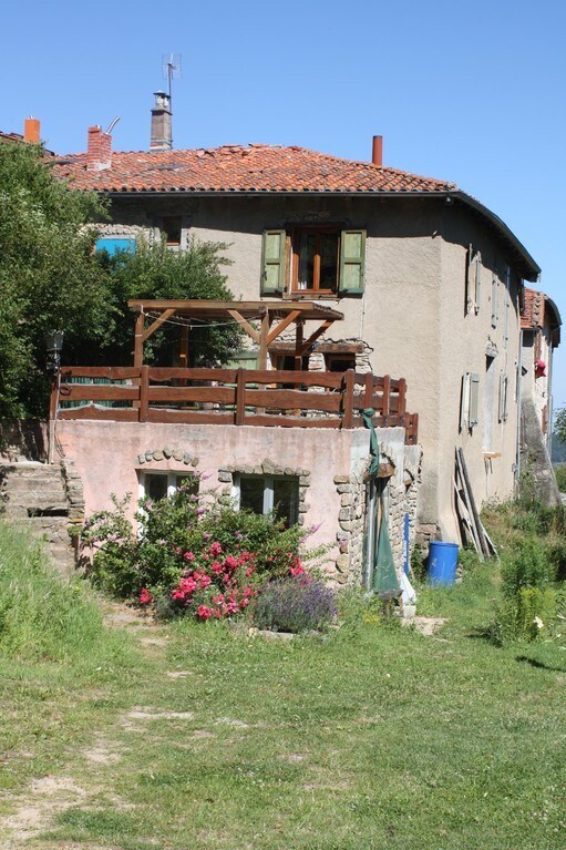 The Green gîte and its double terrace