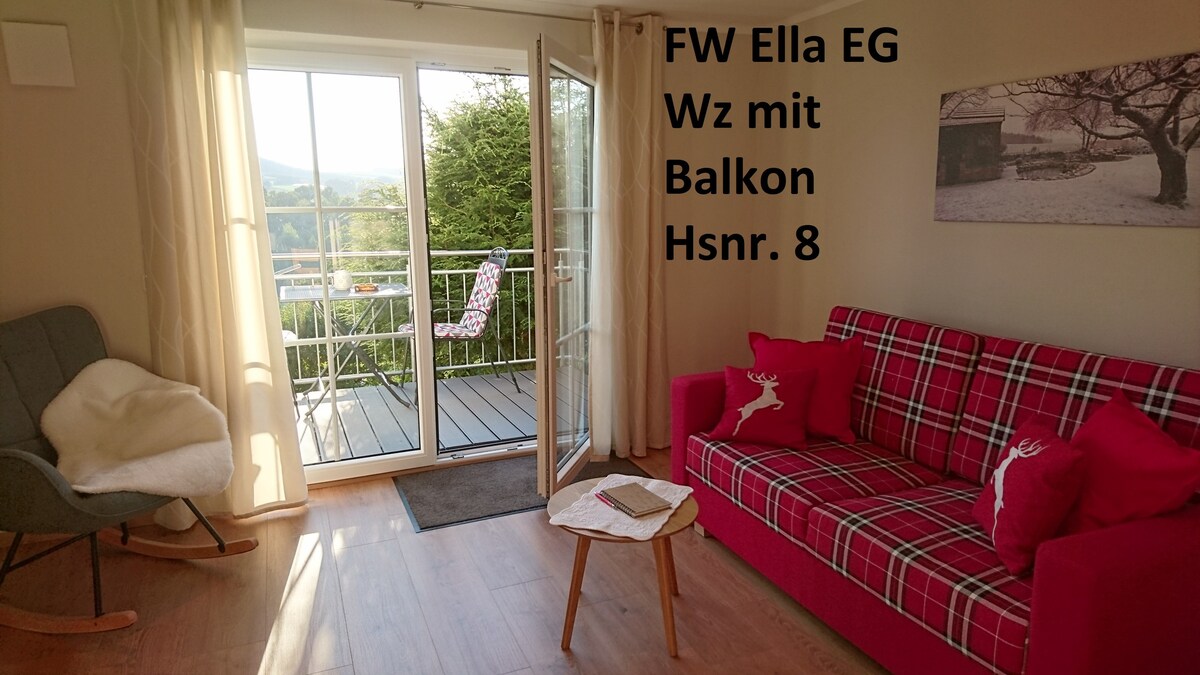 度假屋Rettinger/Monteurwohnung （ Windischeschenbach ） ，度假屋Ella度假屋在二楼