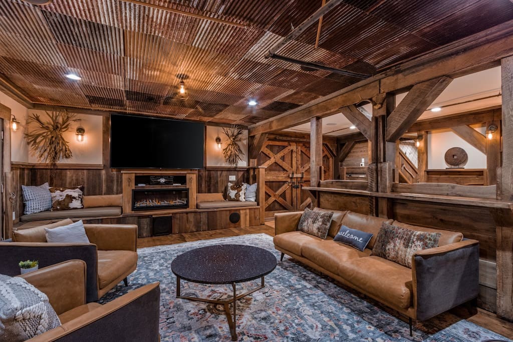 Creekside LuxuryStable 51 Acres Peloton & BunkRoom