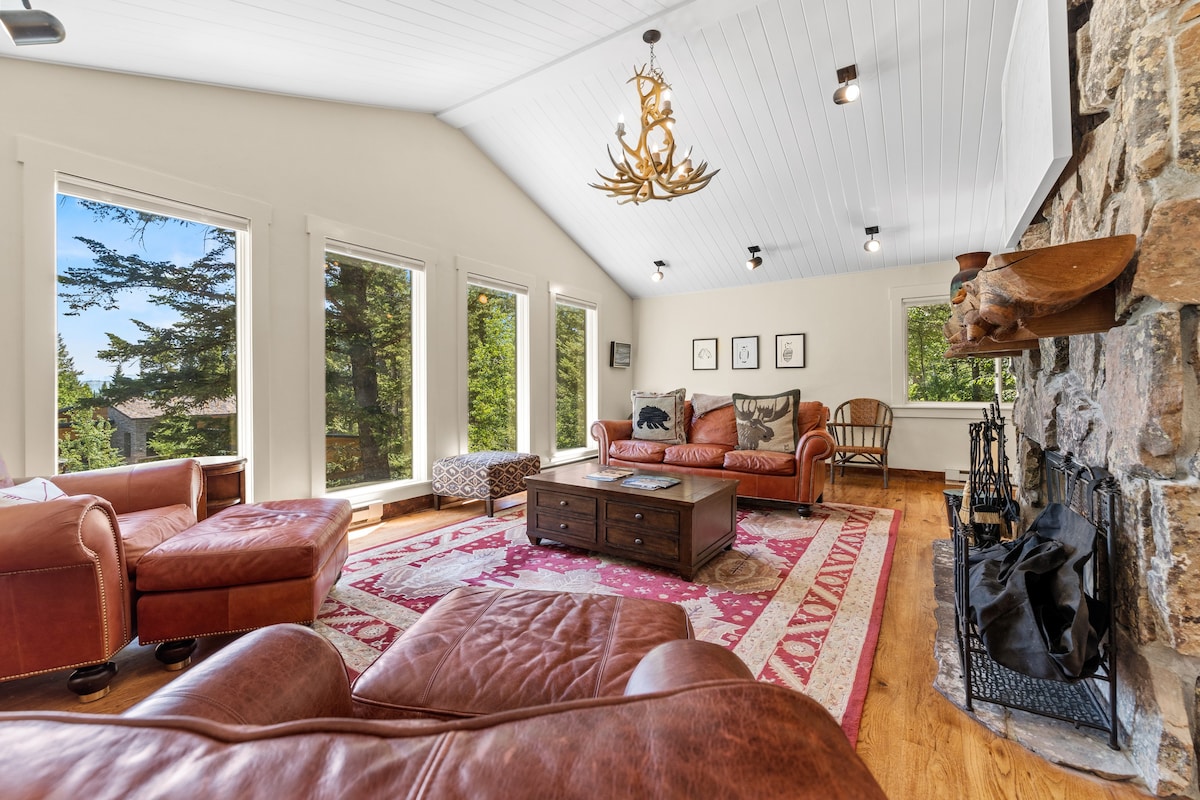 RMR: 5 BR Ski Lodge-Perfect for Family Getaways!