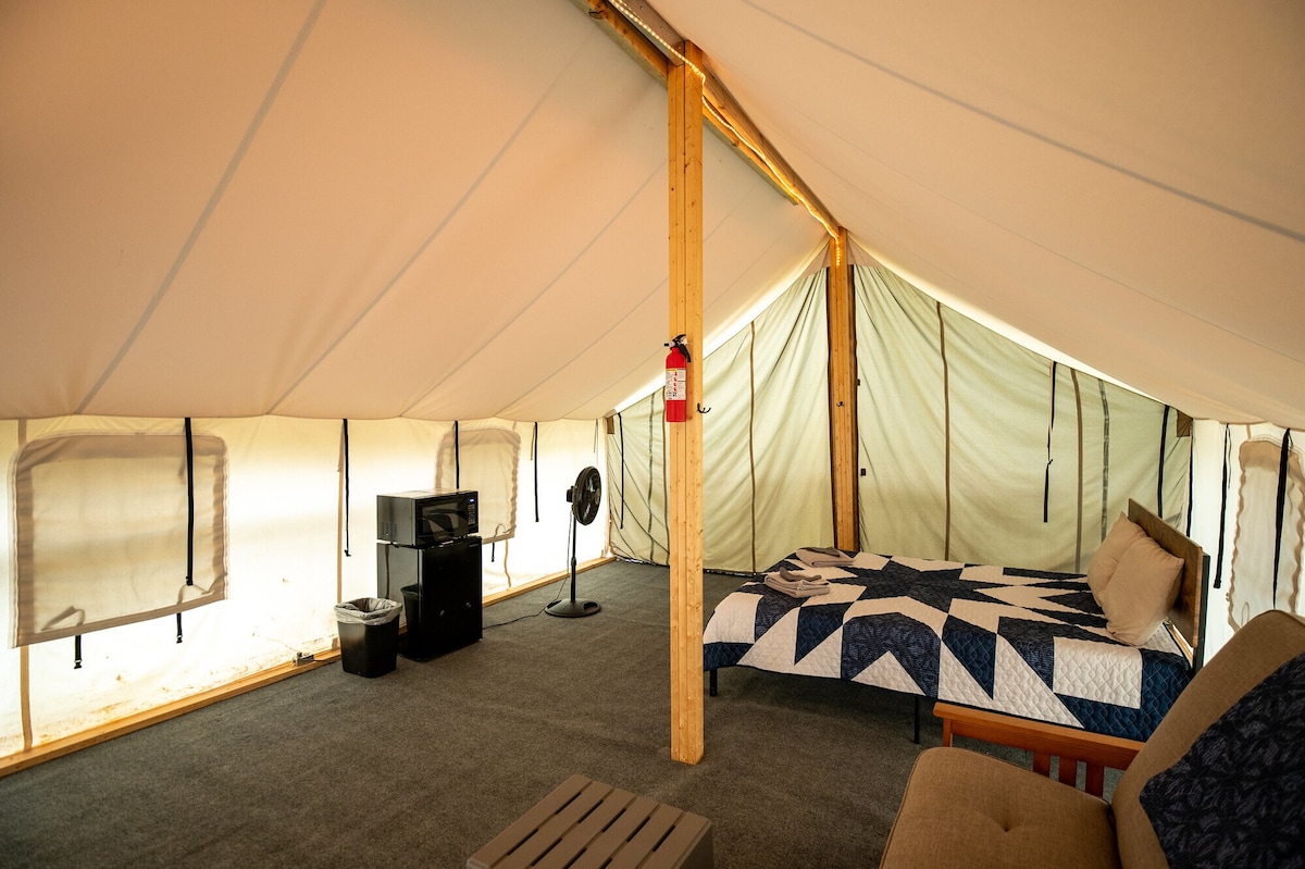 93) Dykh Tau - Glamping Tent at Hilltop Resorts
