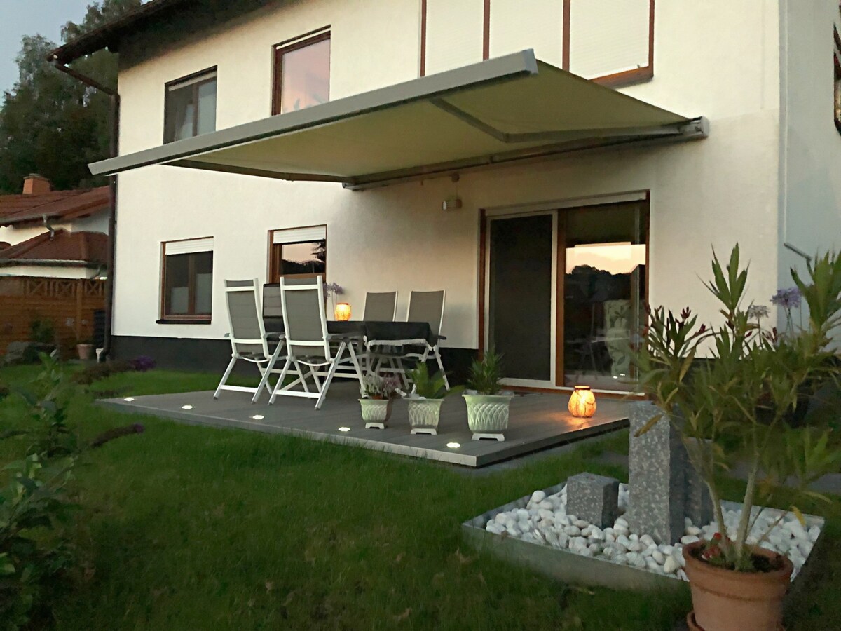 位于Bad Salzungen的75平方米可容纳3位房客的公寓（ 151134 ）