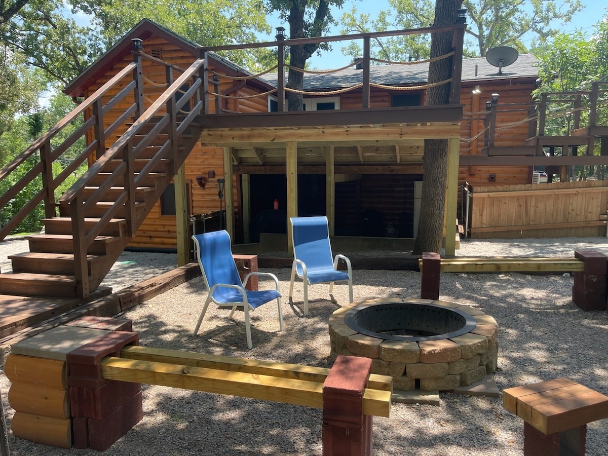 3Bdrm Cabin Firepit Walk to Beach Pets Ok Texoma