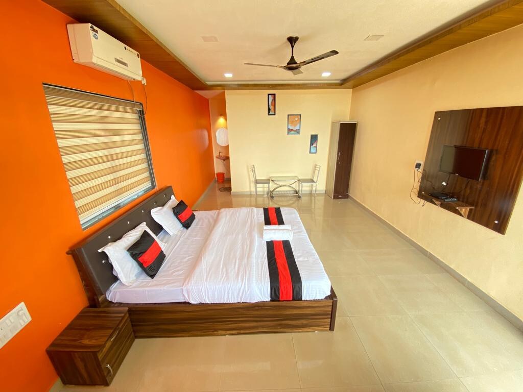 Super Deluxe Ac Room At Heavens Edge Agro Tourism