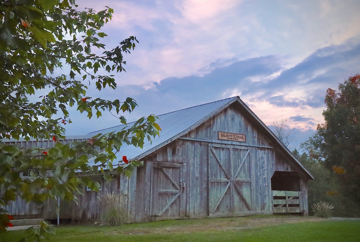 Mabry Creek Cottage & Barn