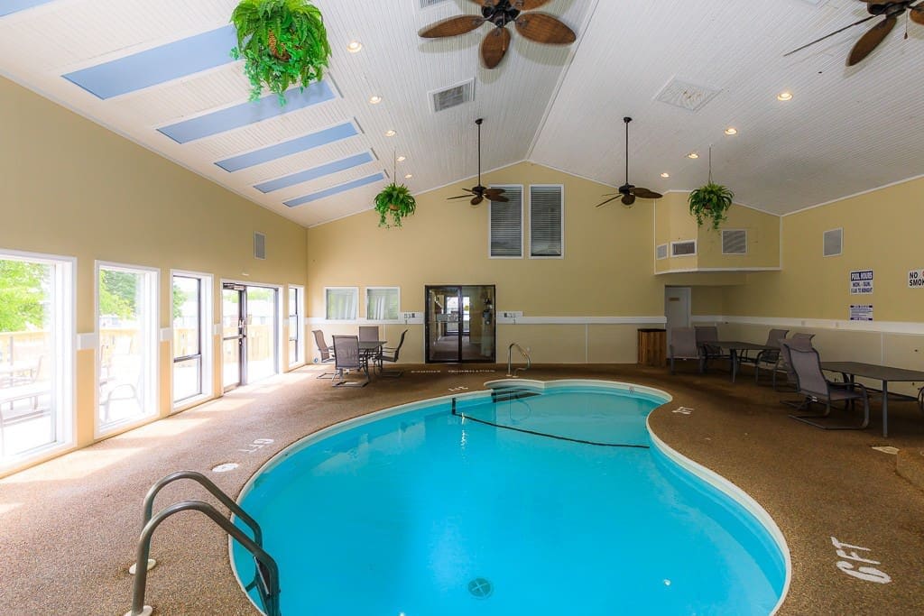 Lakefront Condo with Indoor Pool