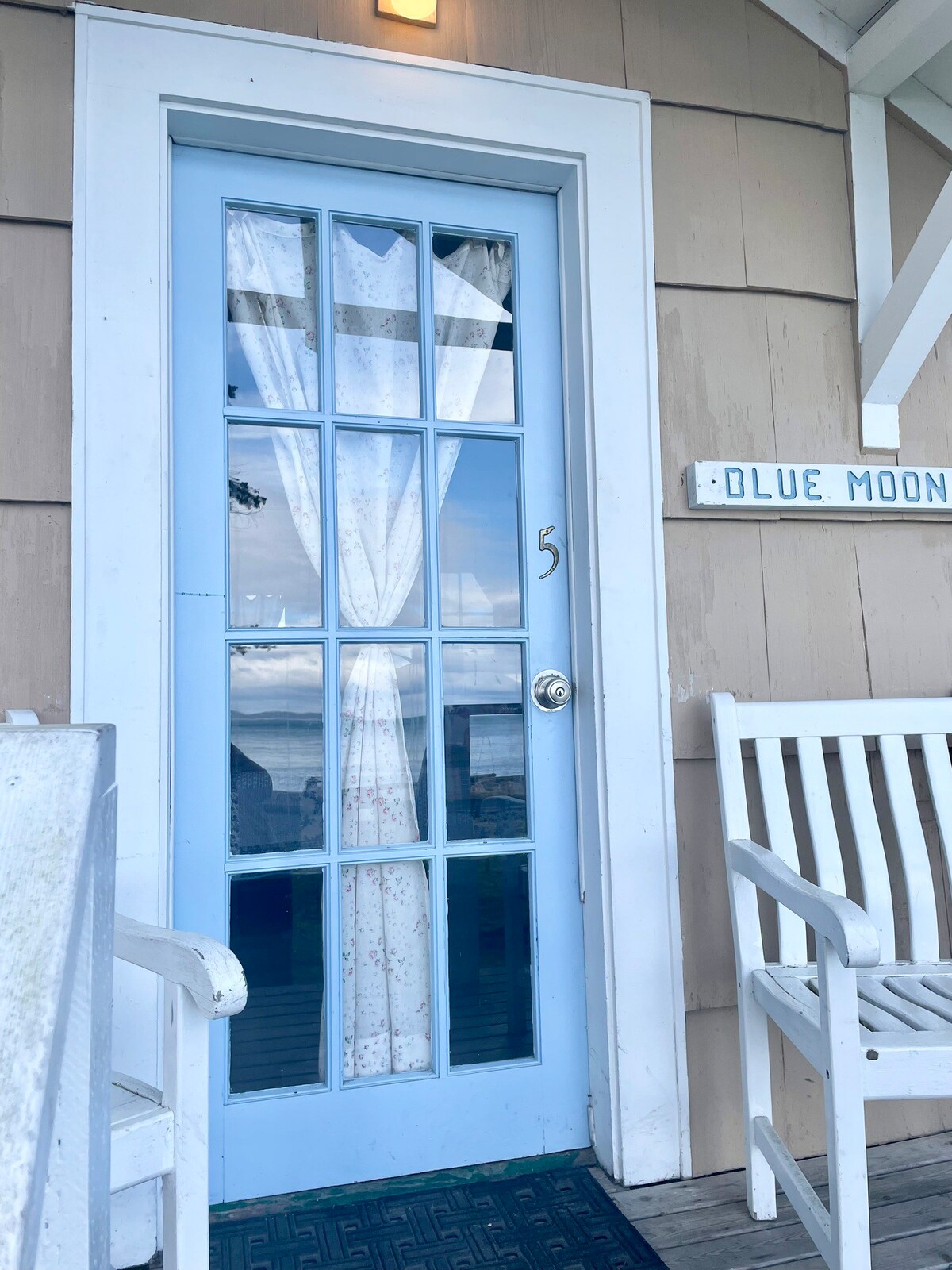 Blue Moon Beach Cottage
