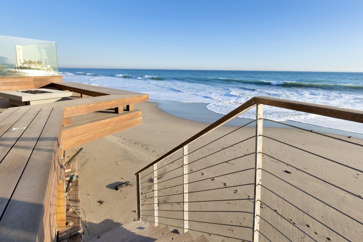 Vue de Reves | Sight of Dreams | Sandy Malibu Beach