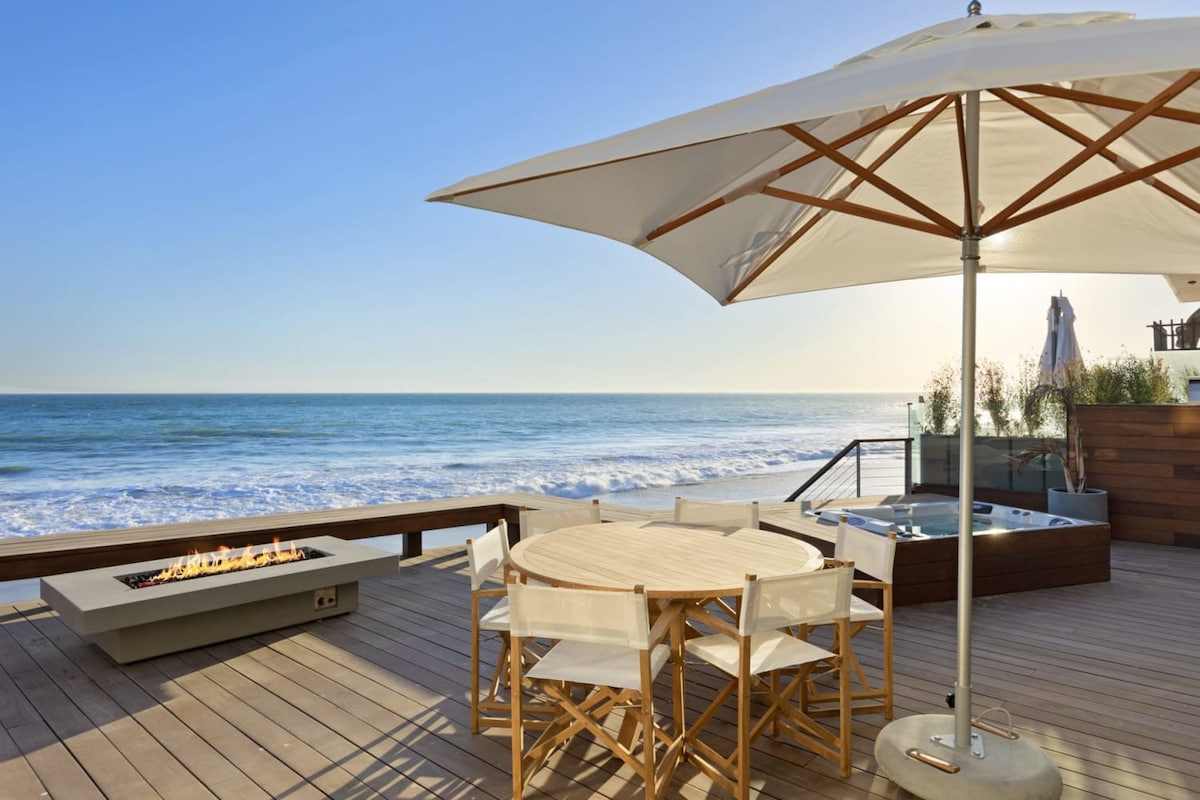 Vue de Reves | Sight of Dreams | Sandy Malibu Beach