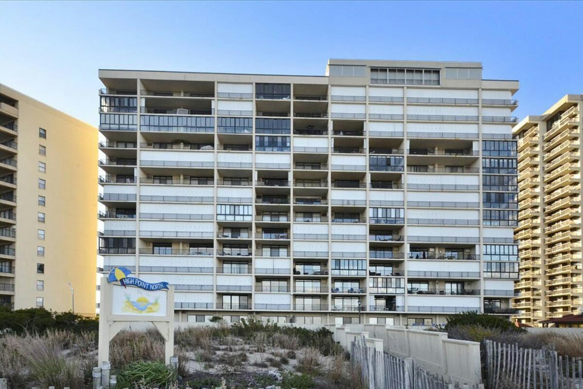 3楼宽敞的2卧室海滨|阳台|泳池