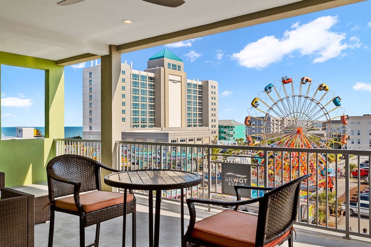 Boardwalk Pent House | Ocean Views + Beach Access!