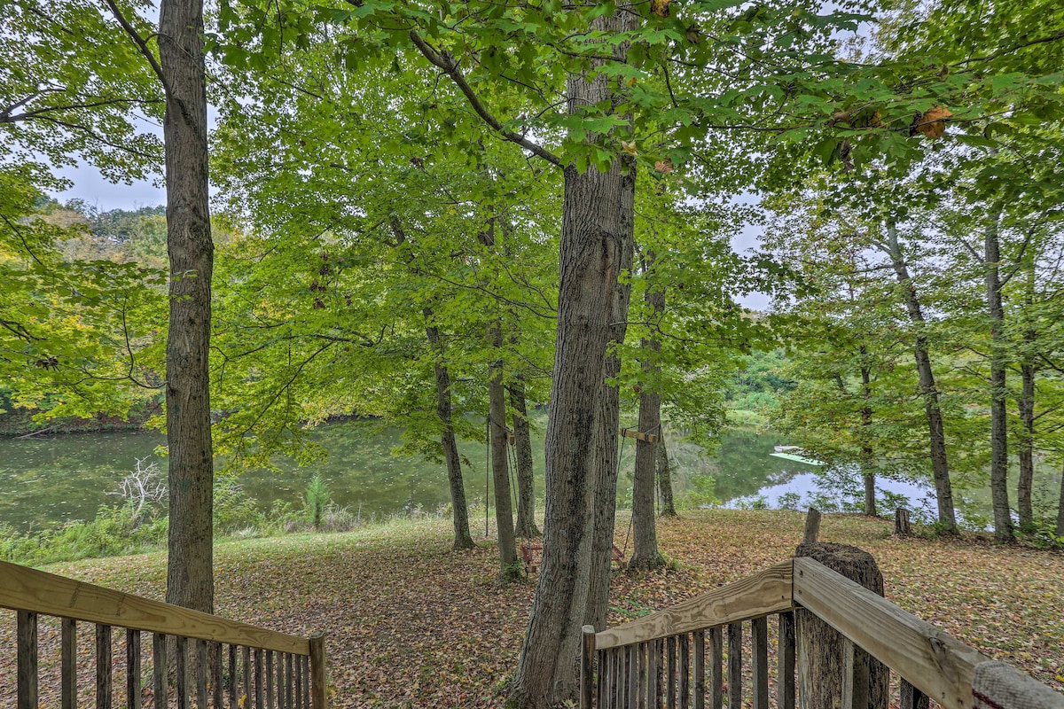 Rustic Cabin in the Woods: 2-Acre Fishing Pond!