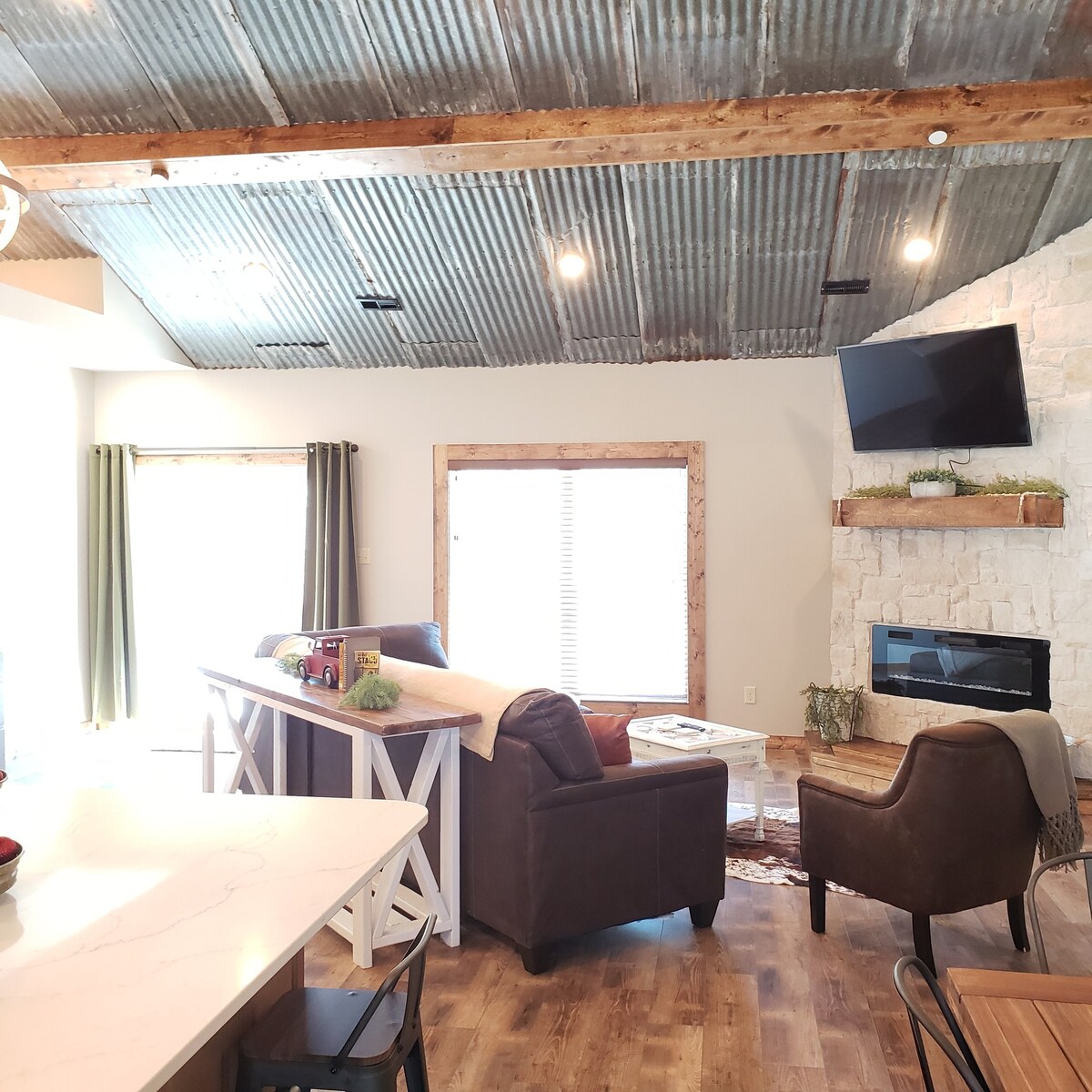 Labby 's Homestead Rolling Creek Loft Suite