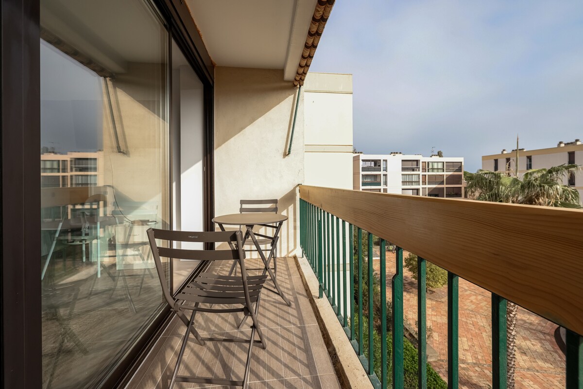 Ombeline -海边公寓，带阳台