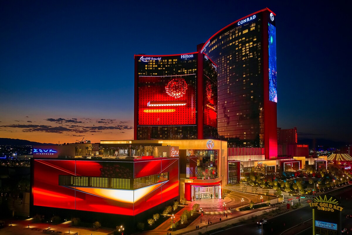 2-Bedroom Suite with 4 Beds and One Sofabed at Conrad Las Vegas at Resorts World by Suiteness