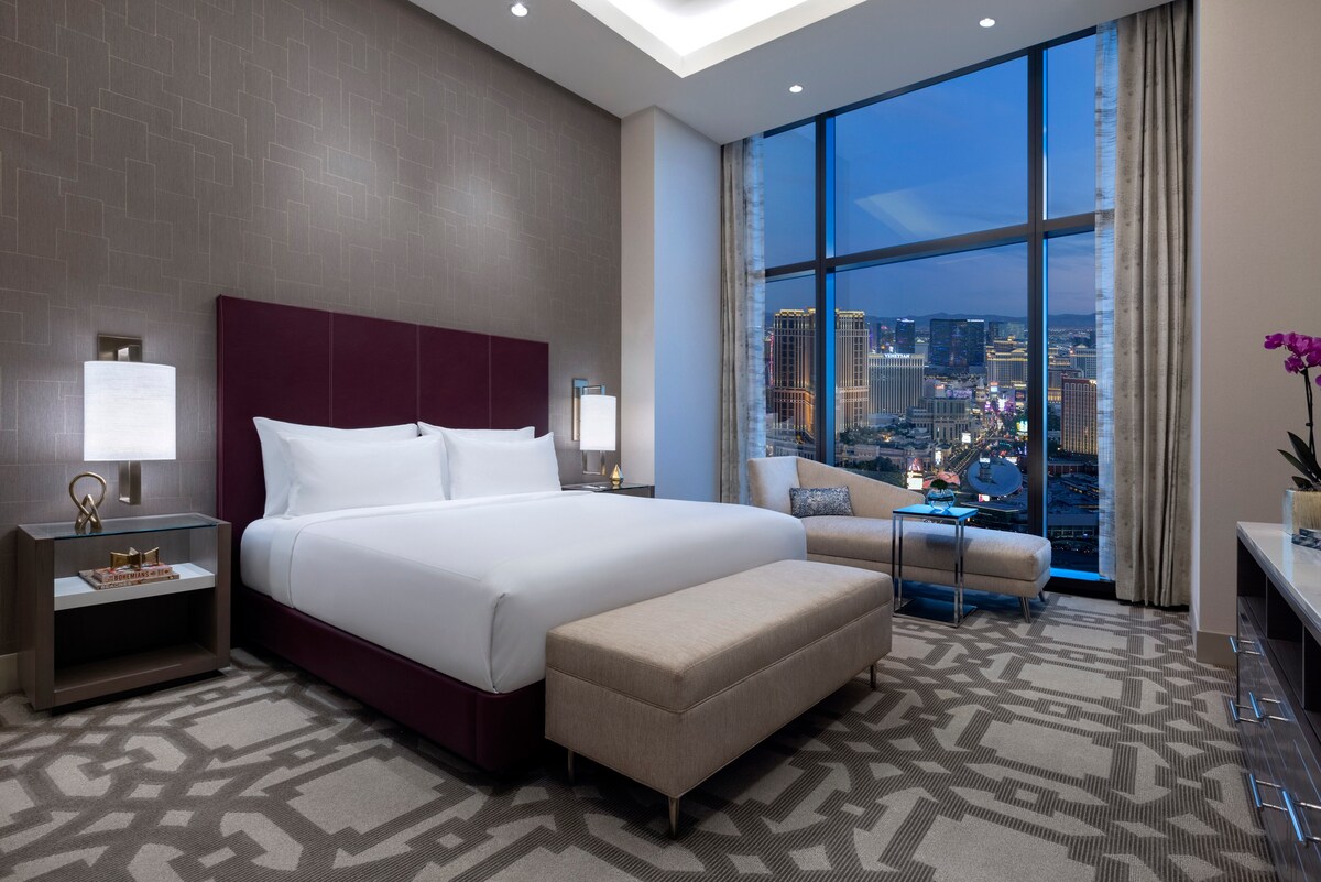 1-Bedroom Suite with One Bed at Crockfords Las Vegas, LXR Hotels and Resorts by Suiteness