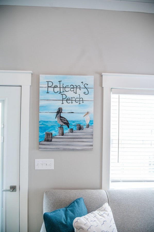 Pelican's Perch - 1 Bed/2 Loft Lakeside Cottage!