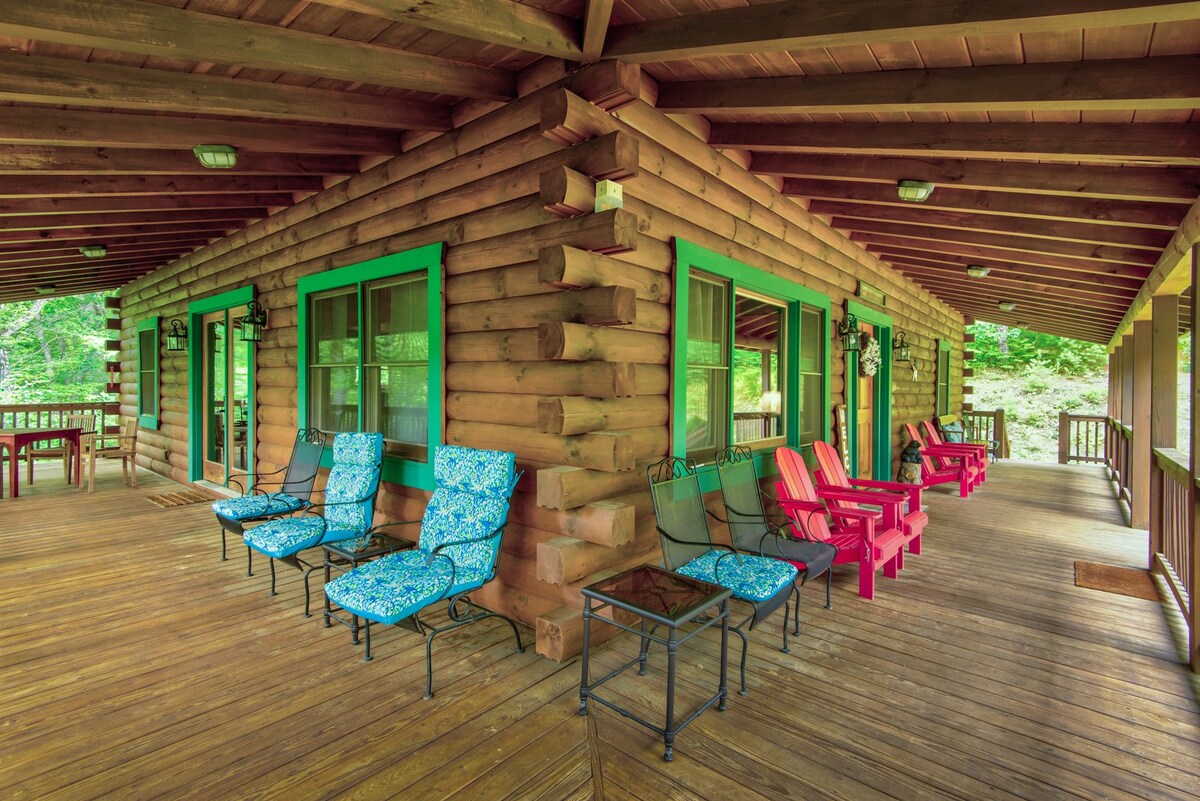 Bella Woods Cabin-14+wood acre, hot tub