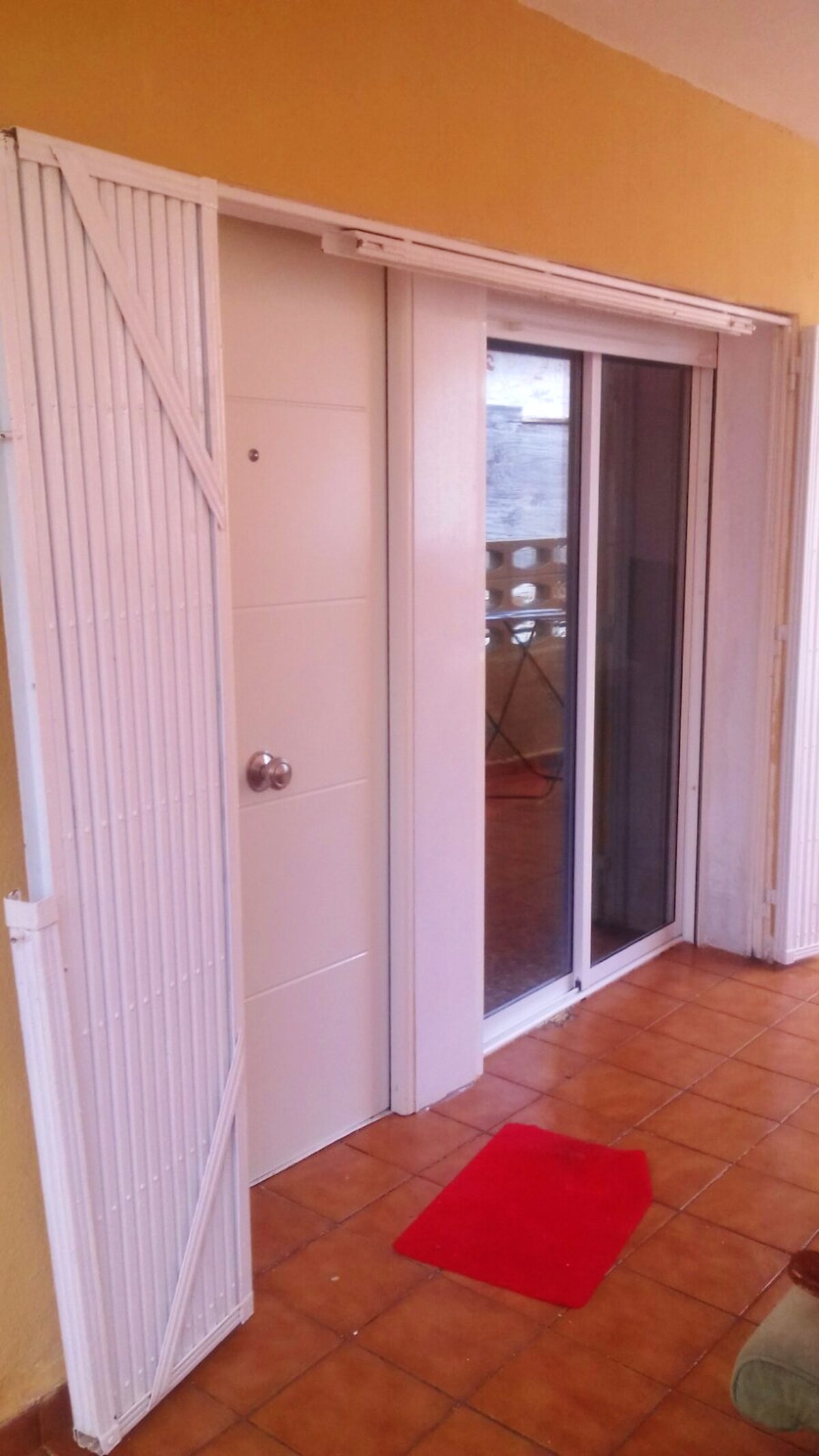 Nice house for 6 ppl. with terrace at Gandia