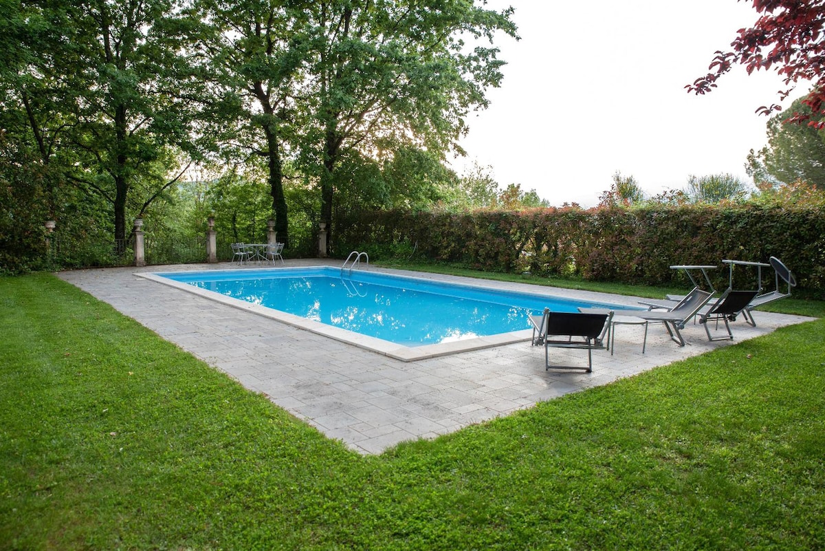 Villa for 9 ppl. with swimming-pool at Alvignano