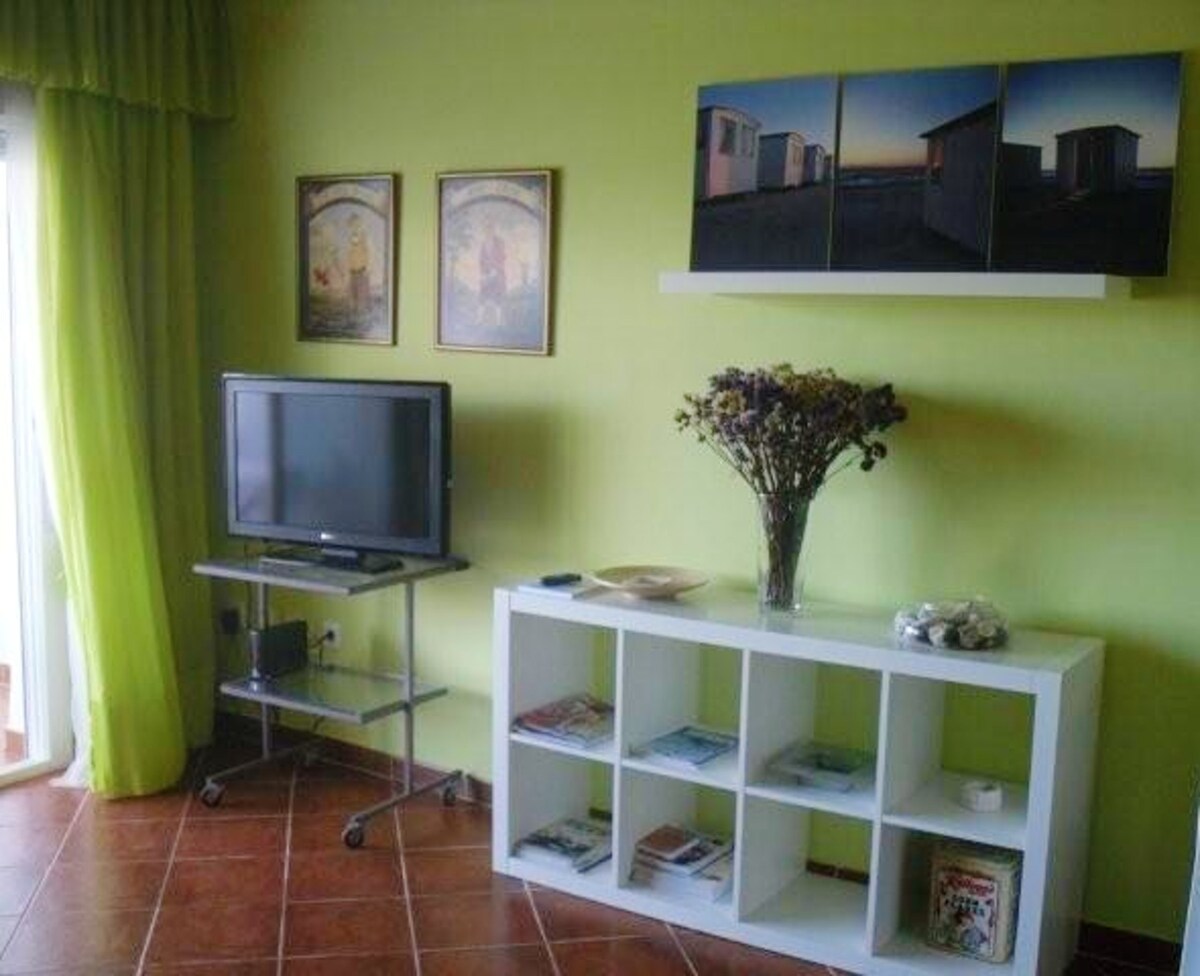 Apartement for 4 ppl. with shared pool at Rota