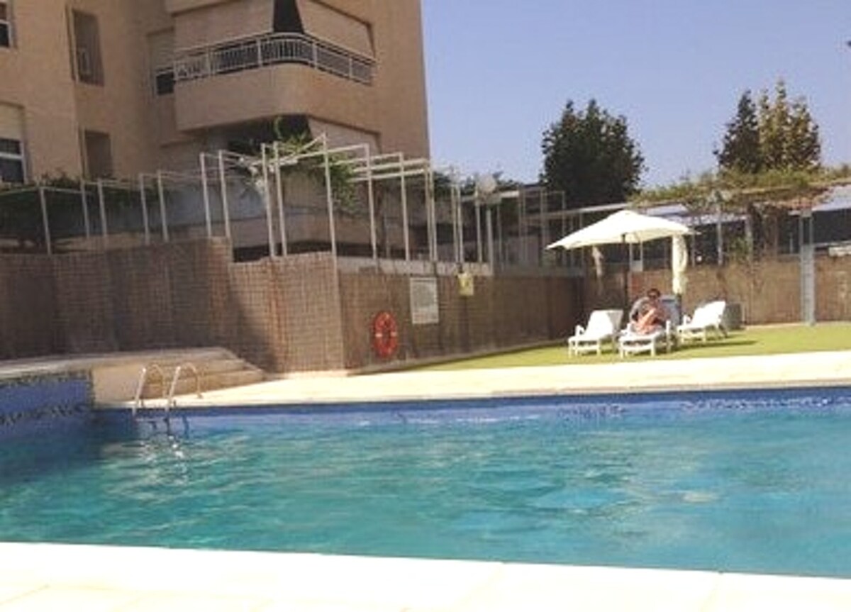 Apartement for 4 ppl. with shared pool at Águilas
