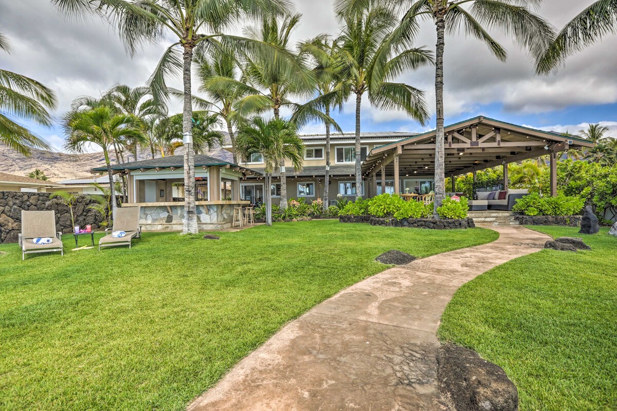 Elegant Oceanfront Villa w/ Lanai + Bar!