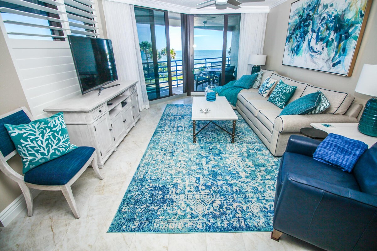 Luxury Condo with Gorgeous Oceanfront Views