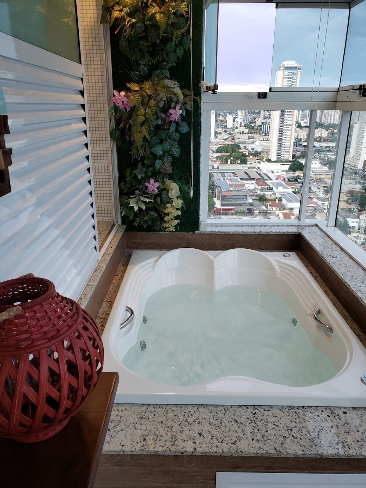 Moon Bath - Vaca Brava