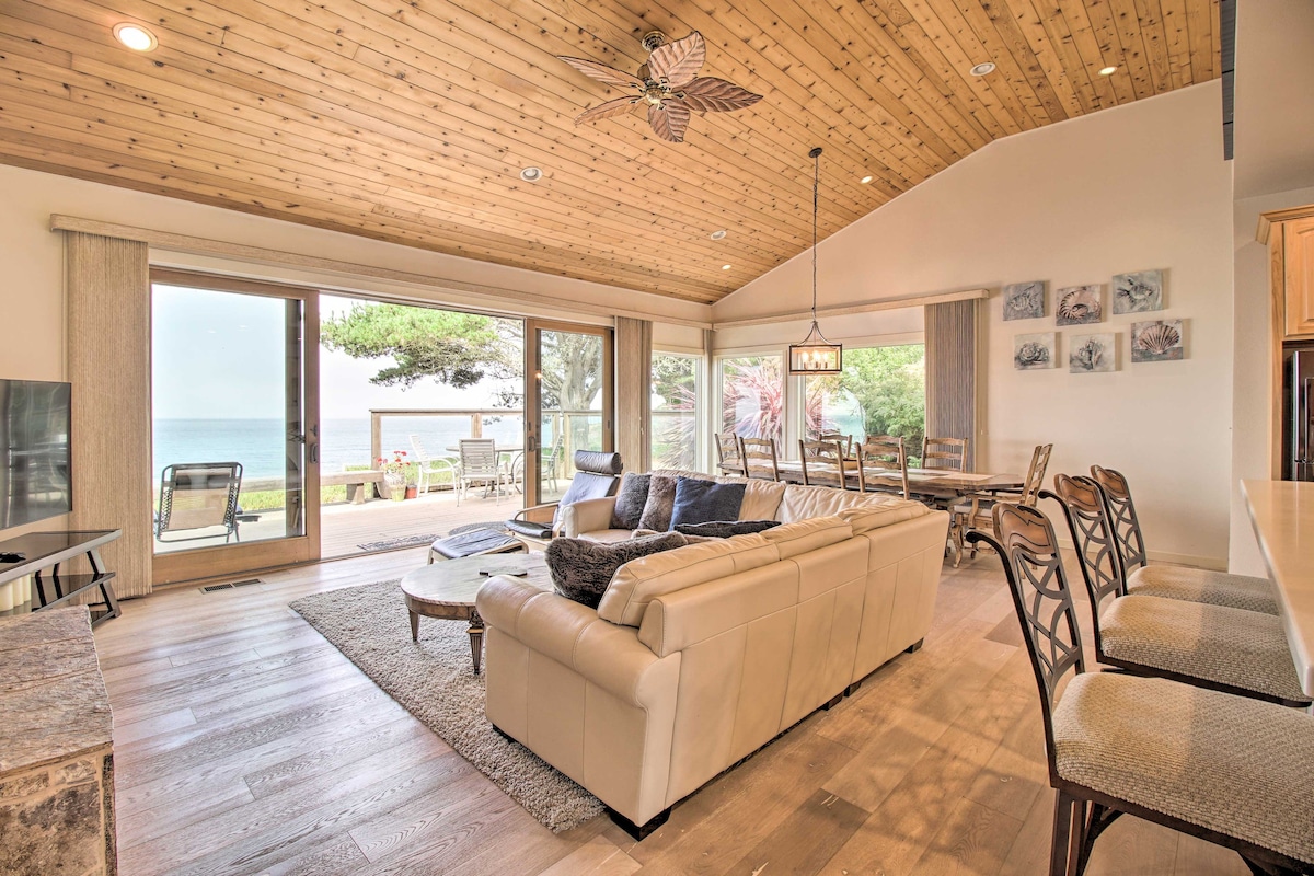 Oceanfront Point Arena House w/Lovely Deck!
