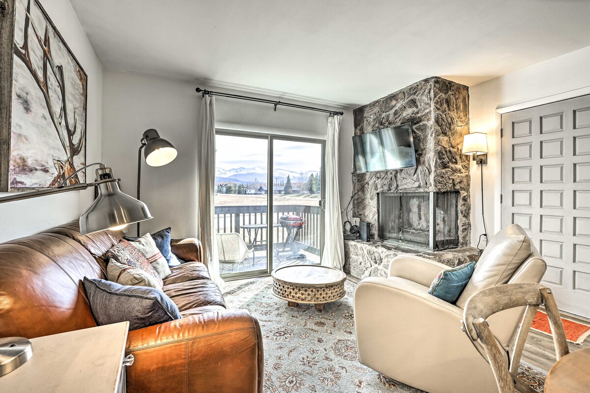 Condo w/ Balcony & Views - Steps to Ski Shuttle!