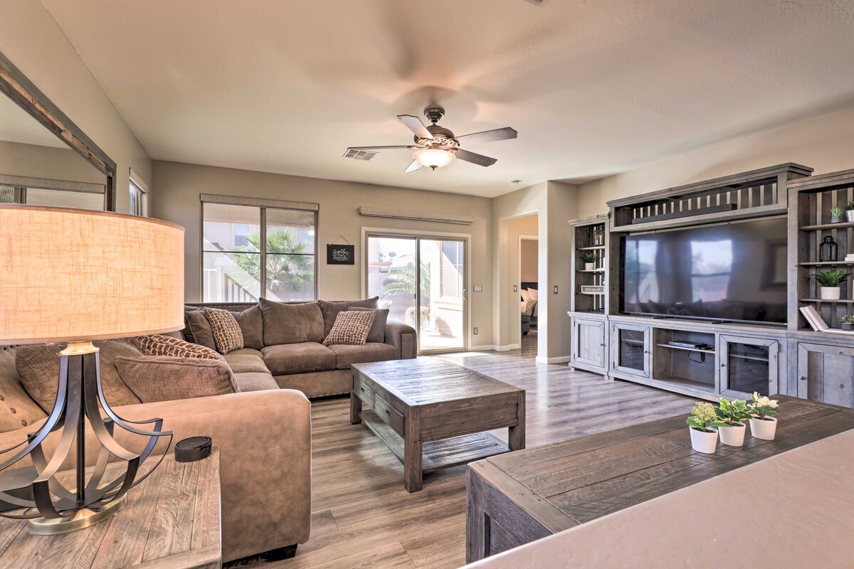 Chic Maricopa Retreat < 5 Mi to Copper Sky Park!