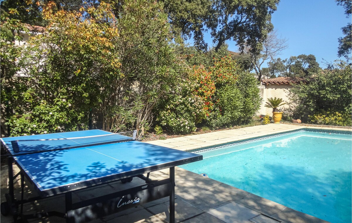 Stunning home , Outdoor swimming pool