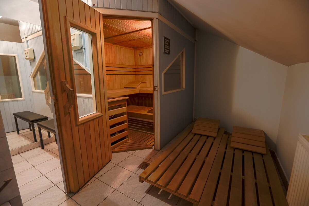 Kaj&Kaja Double Room with Private Bathroom, Hot tub and Sauna