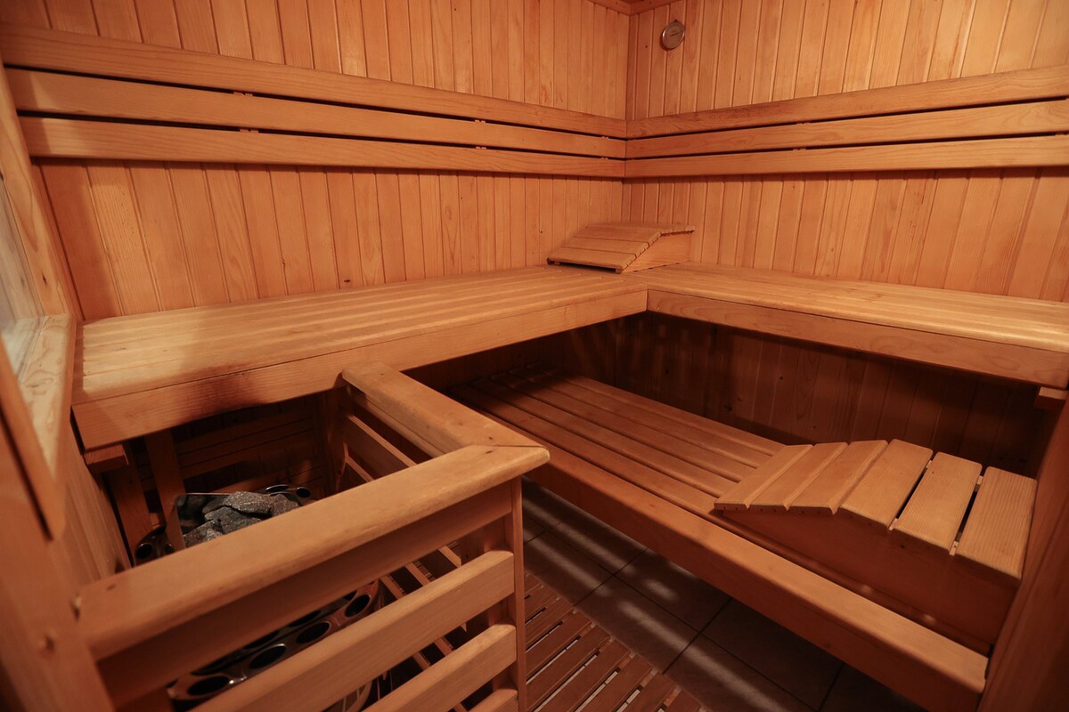 Kaj&Kaja Double Room with Private Bathroom, Hot tub and Sauna