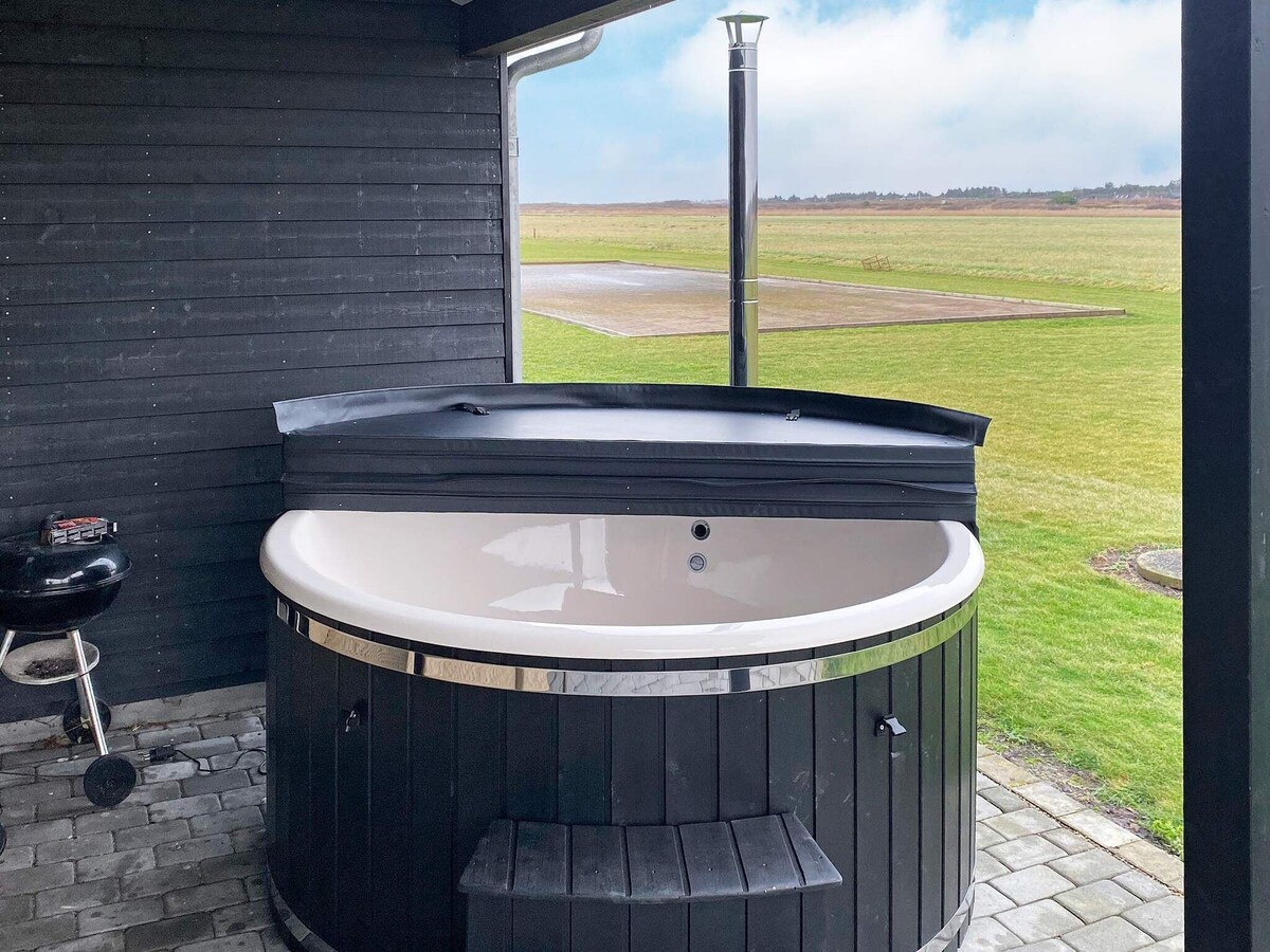 14 person holiday home in ringkøbing