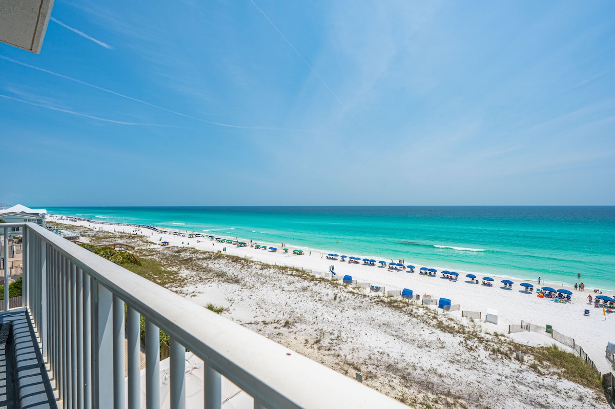 503A Inn at Crystal Beach Luxury Beachfront Condo