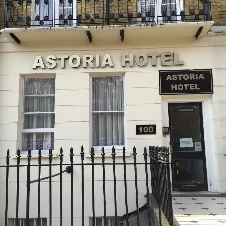 Astoria酒店双人套房