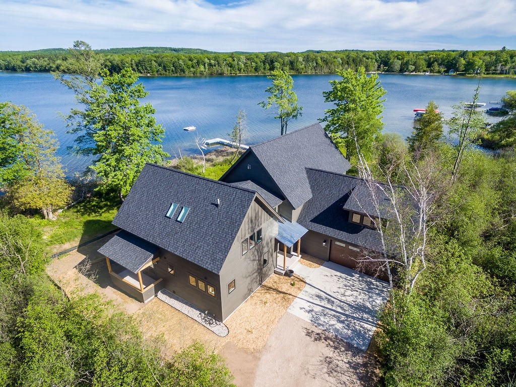 The Point on Green Lake and Betsie River | Dogs OK