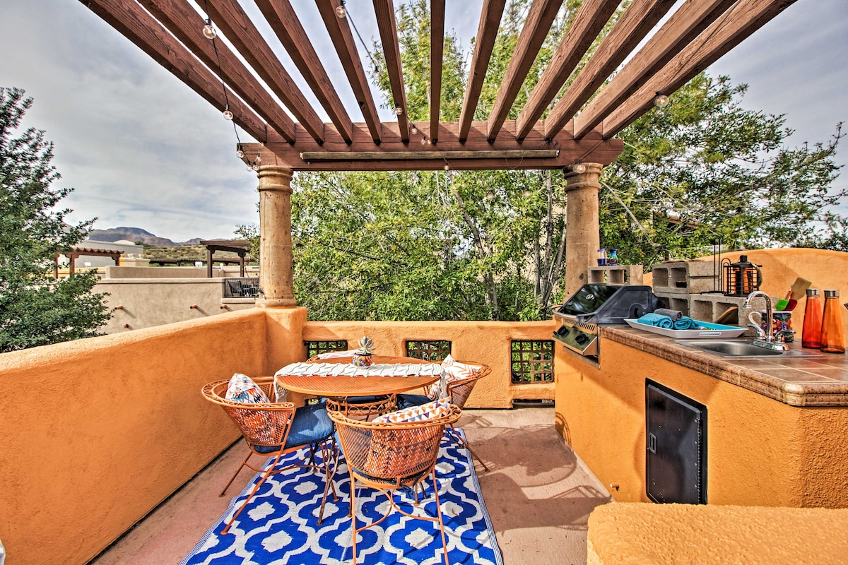 Adobe Escape w/ Outdoor Kitchen & Pool Access