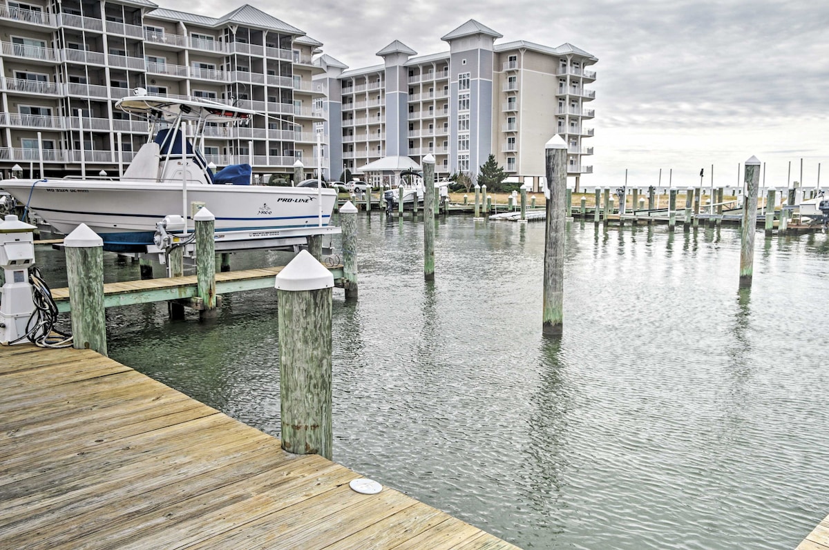 Beautiful Waterfront Condo w/ Community Pool!