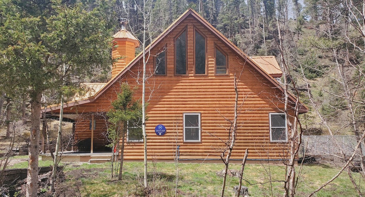 Creekside Cabin - Upper Valley - New Property -