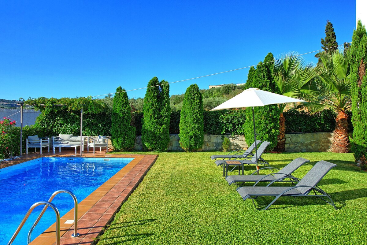 Villa Politini – Vacation villa with private pool