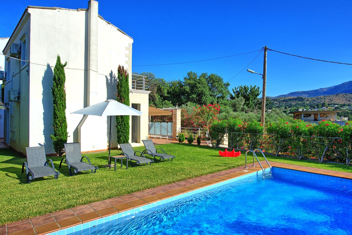 Villa Politini – Vacation villa with private pool