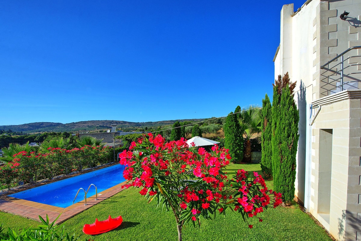 Villa Politini – Vacation villa with private pool